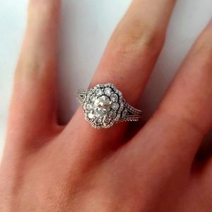 Very Gently Worn Halo Disney Diamond Ring